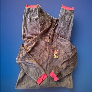 Wizarding World Adult L/XL Harry Potter Gryffindor One Piece Pajamas Fleece Hood